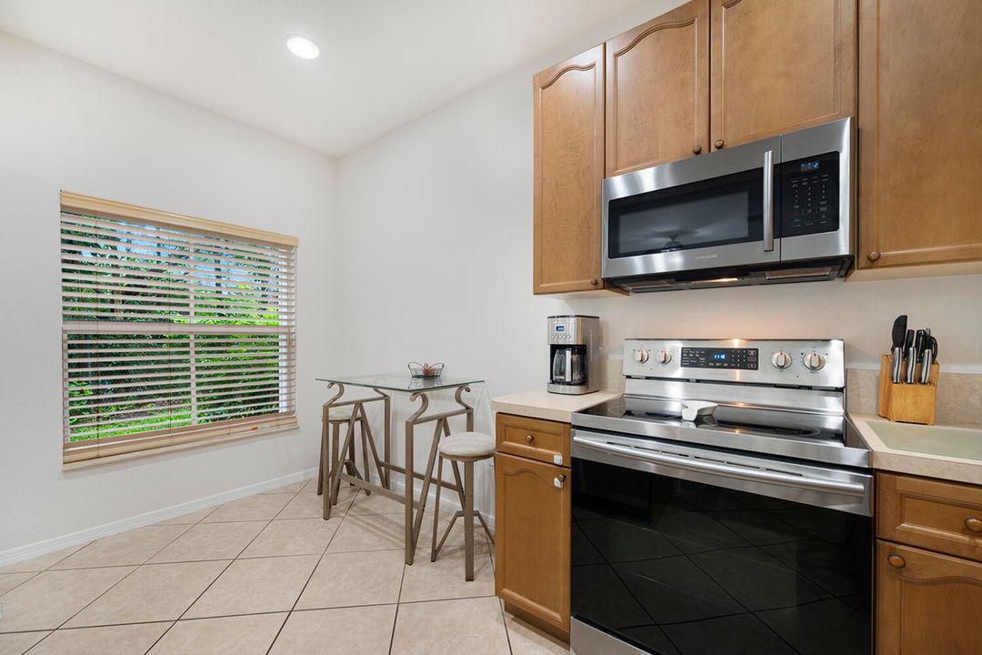 For Sale: $370,000 (3 beds, 2 baths, 1536 Square Feet)