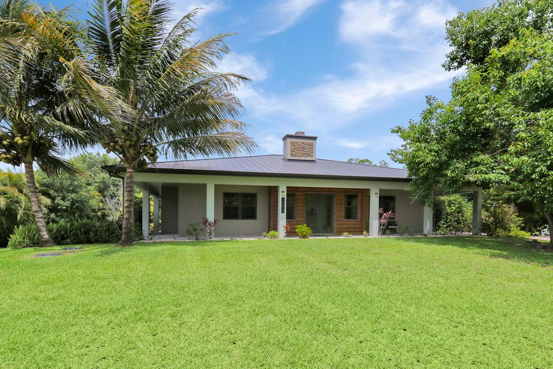 For Sale: $1,200,000 (3 beds, 2 baths, 2266 Square Feet)