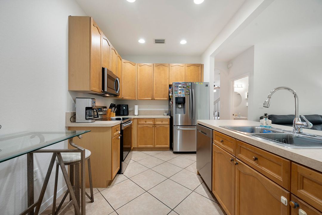 For Sale: $370,000 (3 beds, 2 baths, 1536 Square Feet)