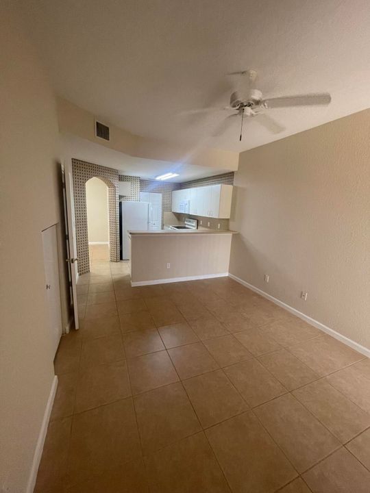 Active With Contract: $2,300 (3 beds, 2 baths, 1362 Square Feet)