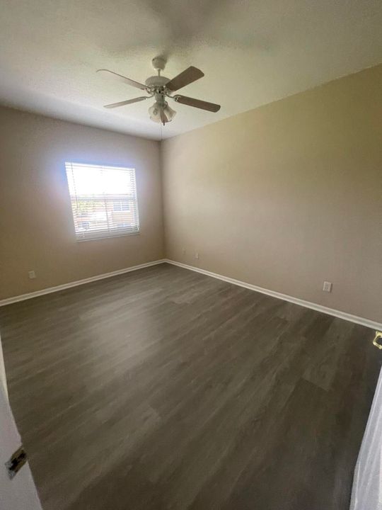 Active With Contract: $2,300 (3 beds, 2 baths, 1362 Square Feet)