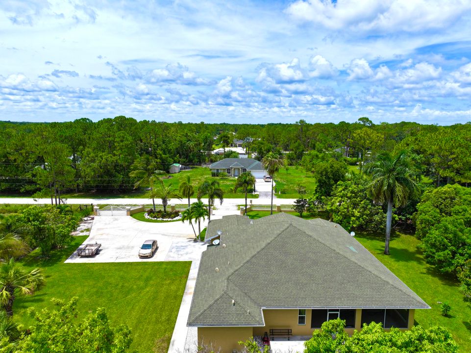 For Sale: $769,000 (4 beds, 3 baths, 2726 Square Feet)