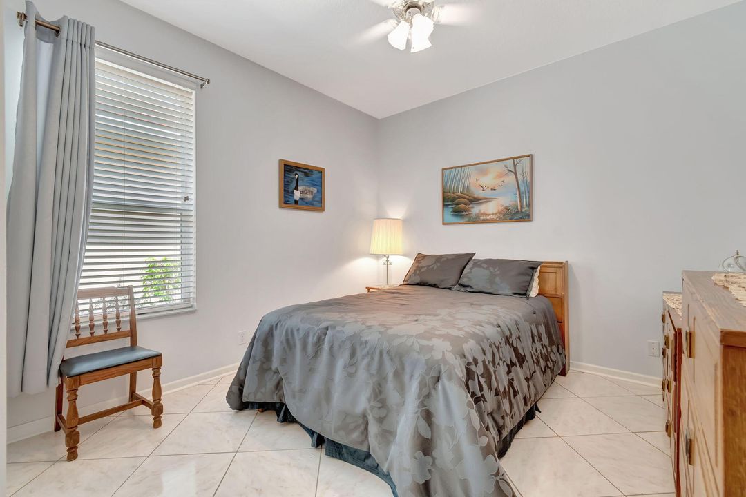 For Sale: $550,000 (3 beds, 2 baths, 2489 Square Feet)