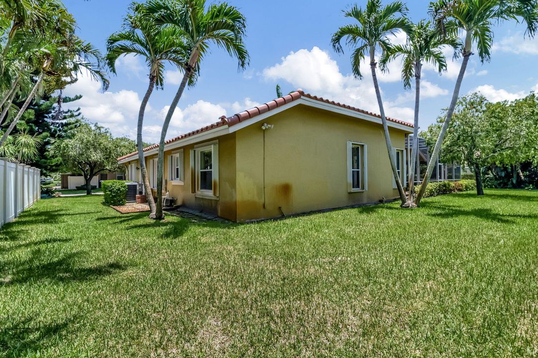 For Sale: $685,000 (3 beds, 2 baths, 2180 Square Feet)