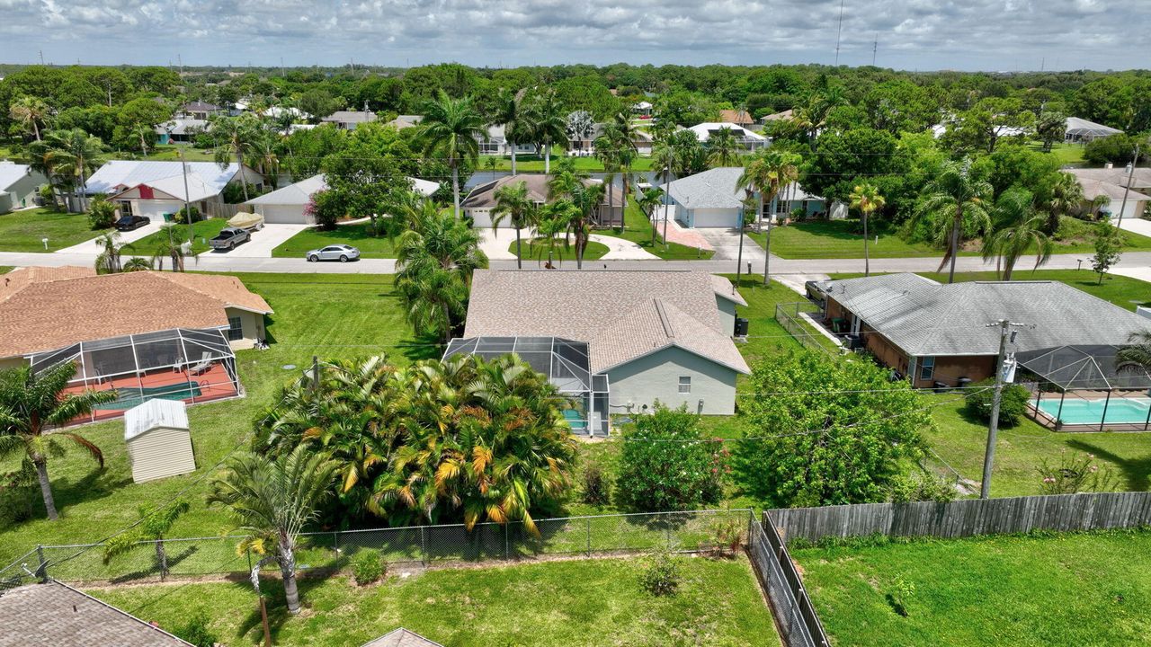 For Sale: $430,000 (3 beds, 2 baths, 1644 Square Feet)