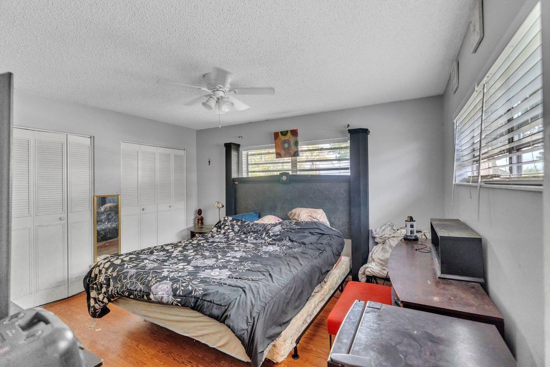 For Sale: $344,900 (2 beds, 1 baths, 1224 Square Feet)