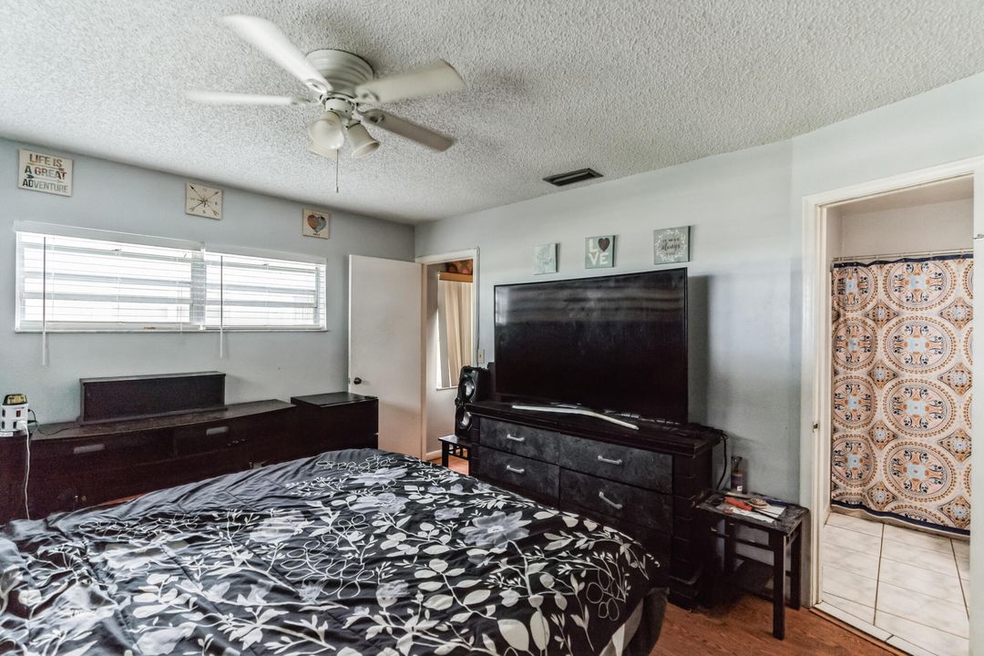 For Sale: $344,900 (2 beds, 1 baths, 1224 Square Feet)