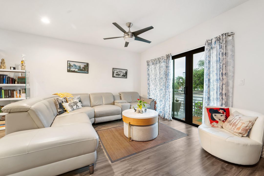 For Sale: $420,000 (2 beds, 2 baths, 1632 Square Feet)