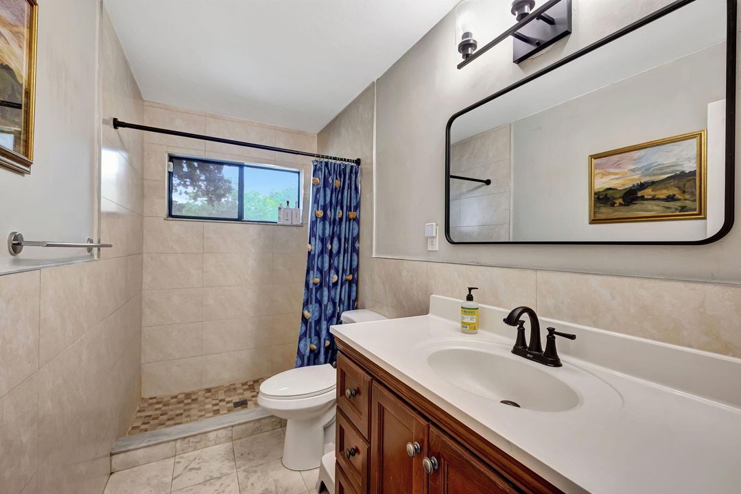 For Sale: $350,000 (4 beds, 2 baths, 1336 Square Feet)