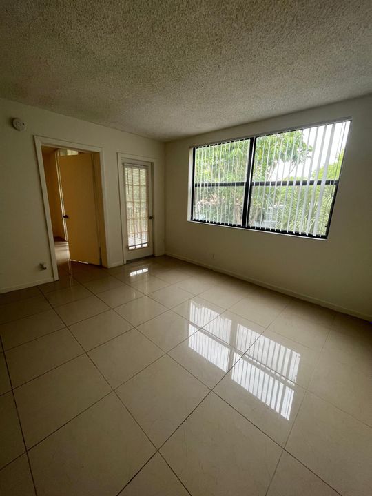 En Venta: $159,000 (1 camas, 1 baños, 527 Pies cuadrados)