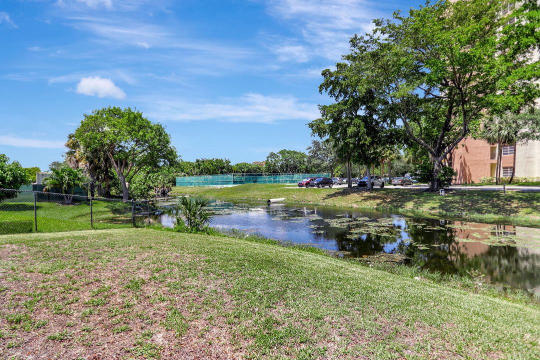 For Sale: $529,000 (3 beds, 2 baths, 1766 Square Feet)