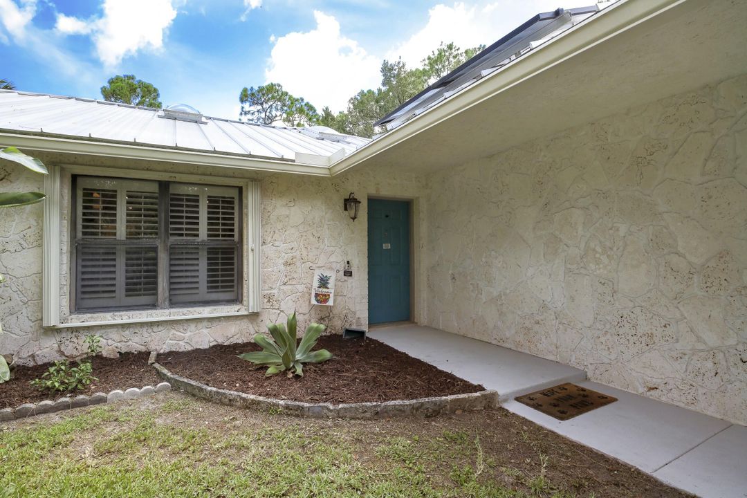 For Sale: $685,000 (3 beds, 2 baths, 1753 Square Feet)