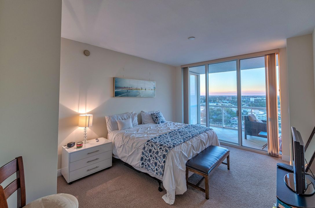 Active With Contract: $4,500 (2 beds, 2 baths, 1479 Square Feet)