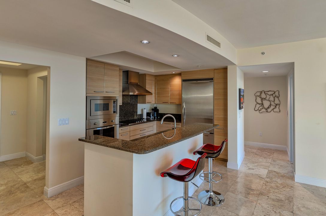 Active With Contract: $4,500 (2 beds, 2 baths, 1479 Square Feet)