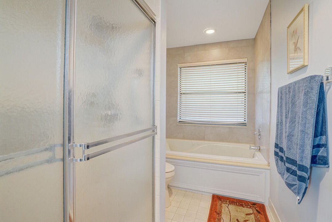 待售: $625,000 (2 贝兹, 2 浴室, 1911 平方英尺)