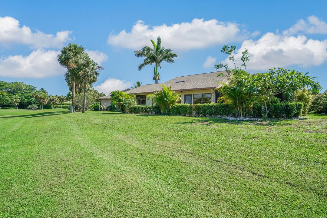 For Sale: $625,000 (2 beds, 2 baths, 1911 Square Feet)