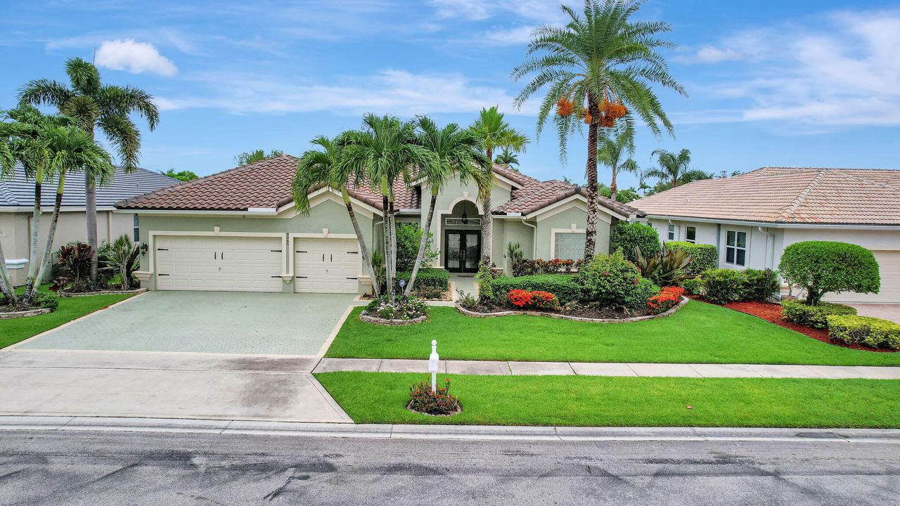 Active With Contract: $849,900 (4 beds, 3 baths, 2520 Square Feet)