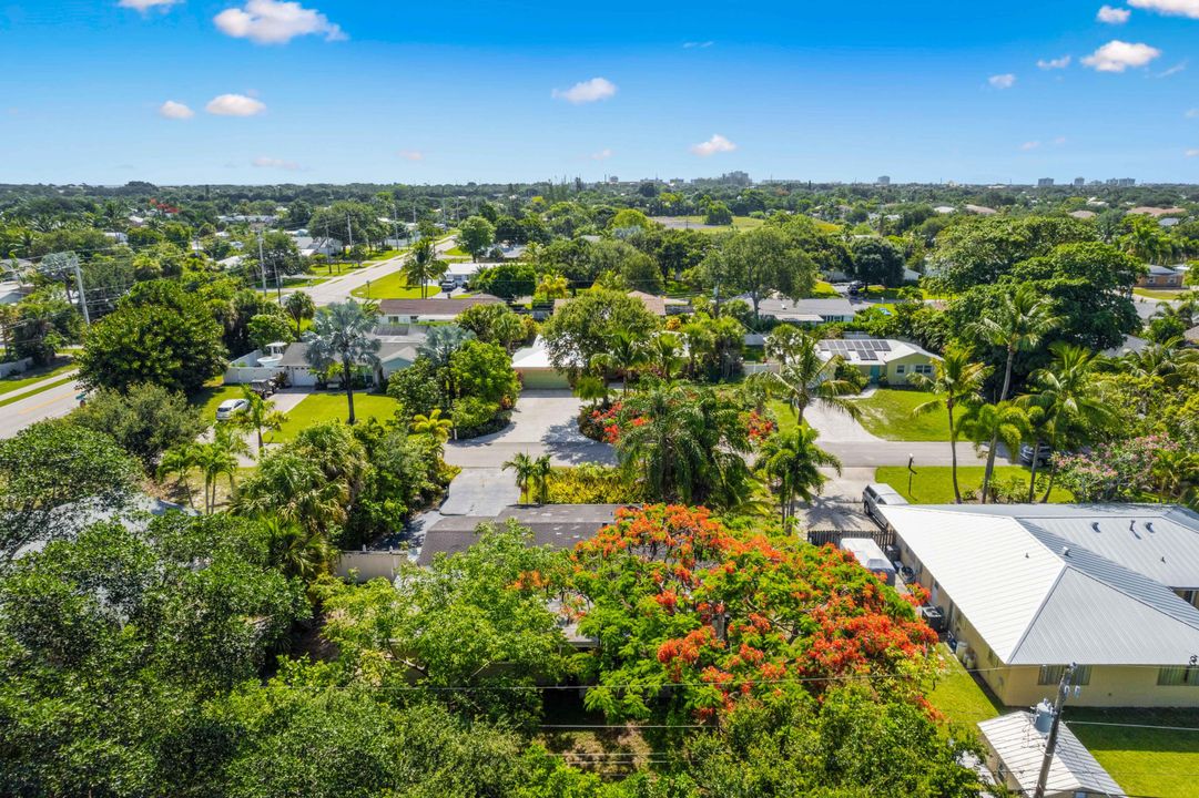 For Sale: $695,000 (3 beds, 2 baths, 1443 Square Feet)