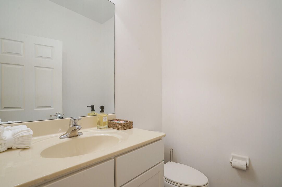 For Sale: $510,000 (3 beds, 2 baths, 1688 Square Feet)