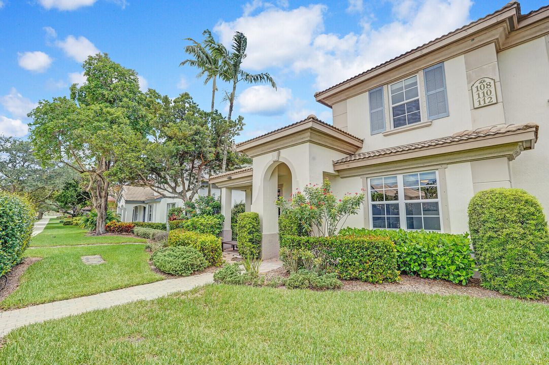 For Sale: $625,000 (3 beds, 2 baths, 1610 Square Feet)