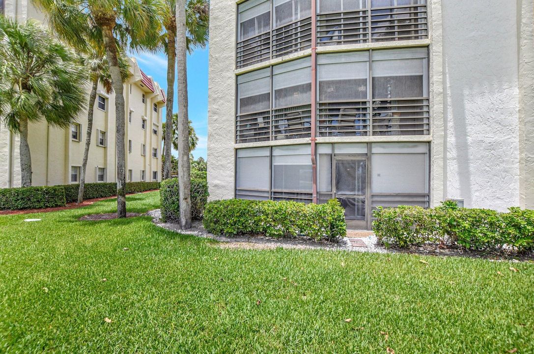 For Sale: $235,000 (2 beds, 2 baths, 1400 Square Feet)