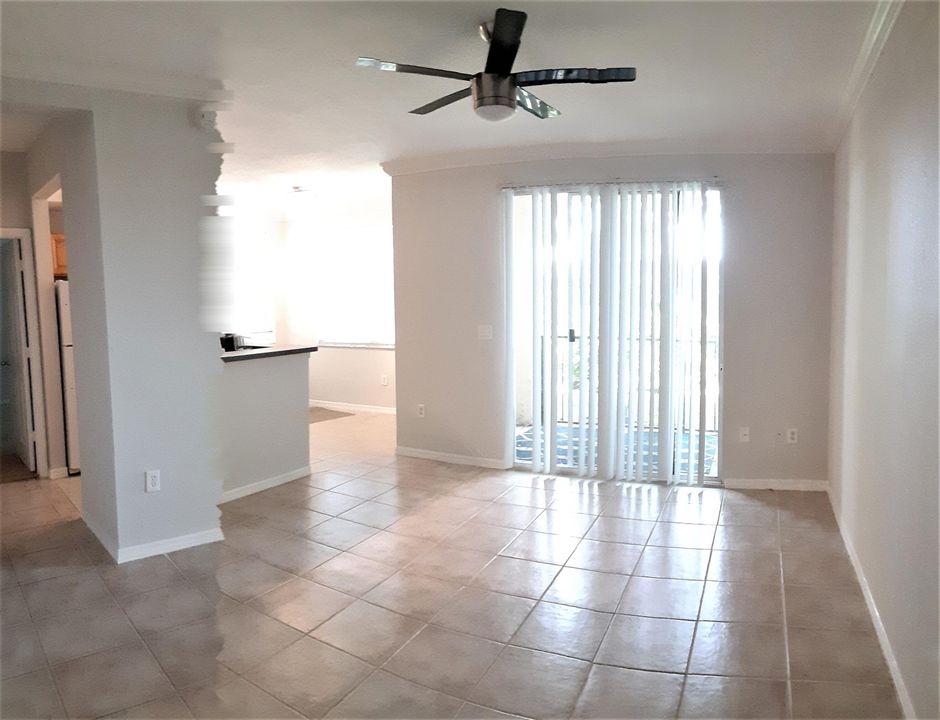 For Rent: $1,995 (1 beds, 1 baths, 787 Square Feet)