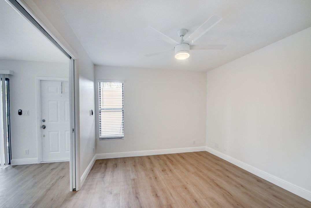 For Rent: $2,100 (2 beds, 2 baths, 800 Square Feet)