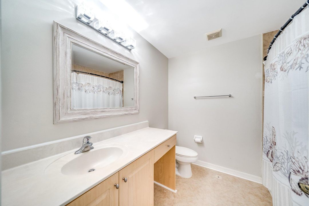 For Sale: $283,925 (2 beds, 2 baths, 1350 Square Feet)