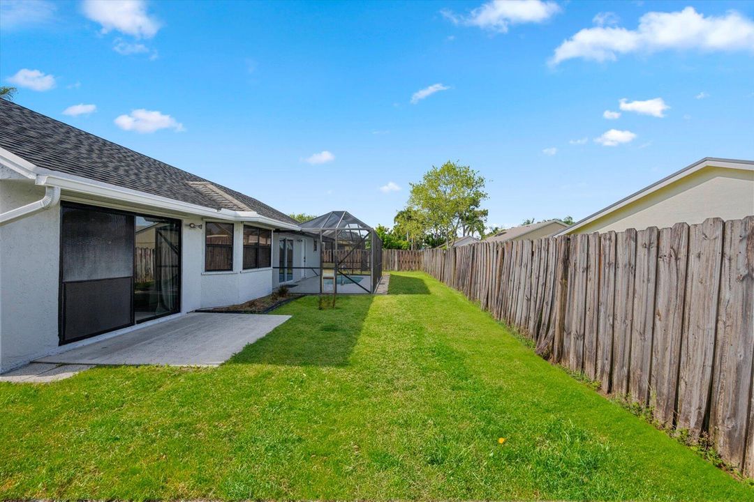 Active With Contract: $495,000 (3 beds, 2 baths, 1510 Square Feet)