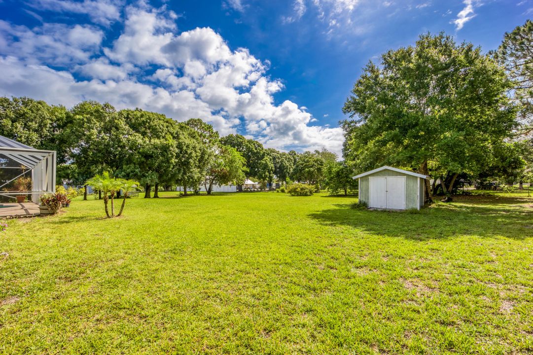 Active With Contract: $584,900 (3 beds, 2 baths, 1988 Square Feet)