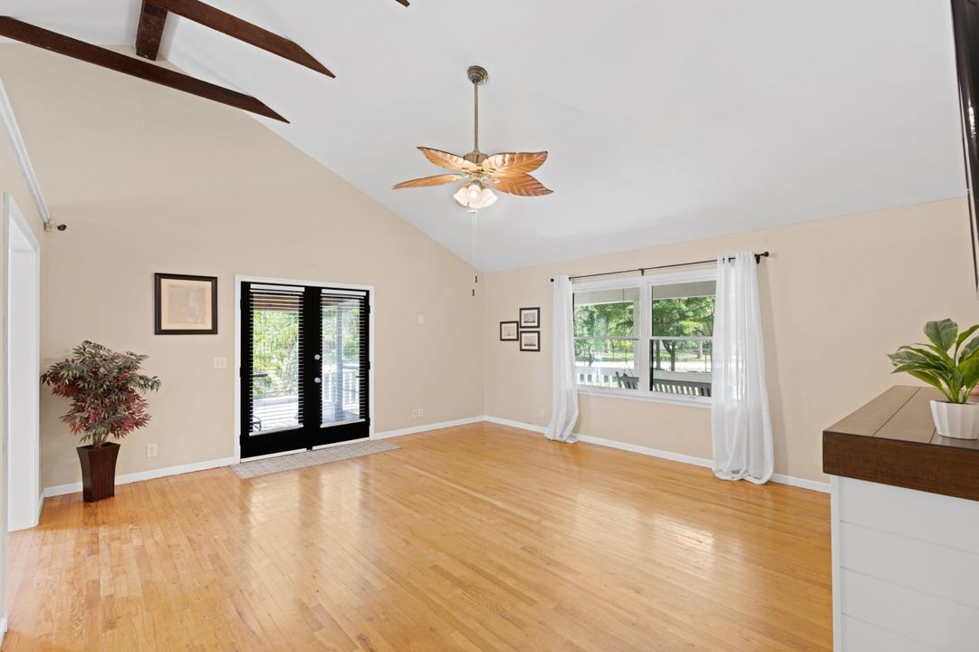 For Sale: $630,000 (3 beds, 2 baths, 1573 Square Feet)