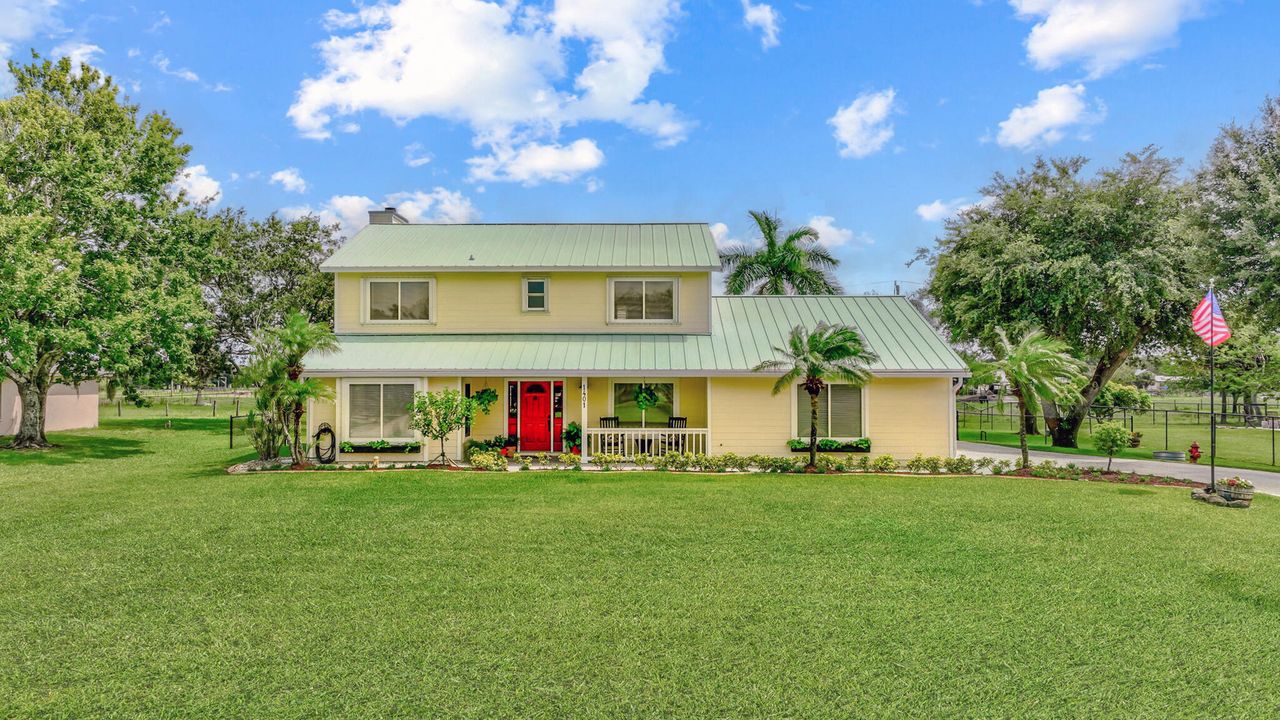 For Sale: $739,900 (4 beds, 2 baths, 2458 Square Feet)