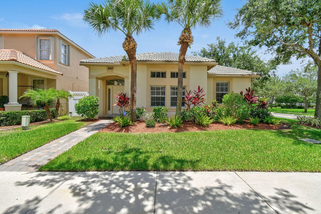 For Sale: $749,000 (3 beds, 2 baths, 2033 Square Feet)