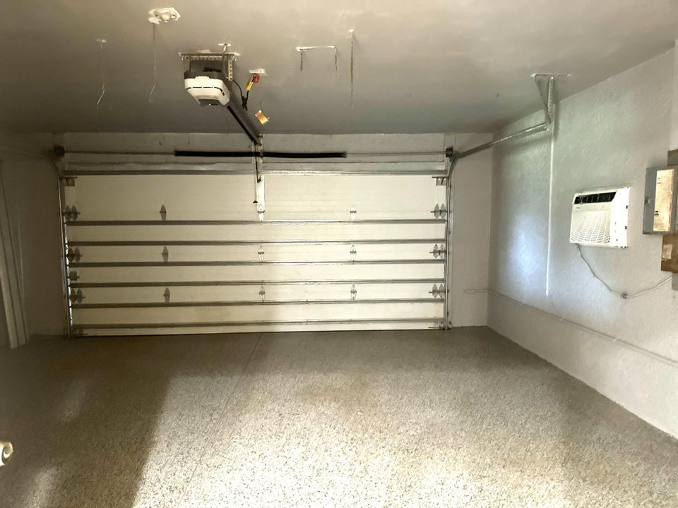 En Venta: $310,000 (3 camas, 2 baños, 1408 Pies cuadrados)