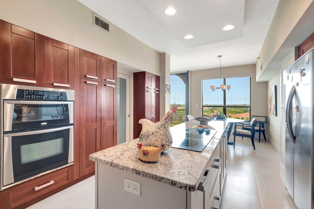 Active With Contract: $849,000 (3 beds, 2 baths, 3150 Square Feet)