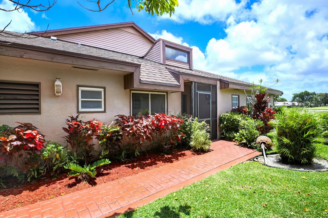 For Sale: $410,000 (3 beds, 2 baths, 2046 Square Feet)