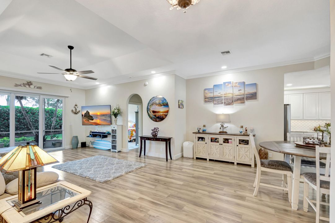 Active With Contract: $660,000 (3 beds, 2 baths, 1709 Square Feet)