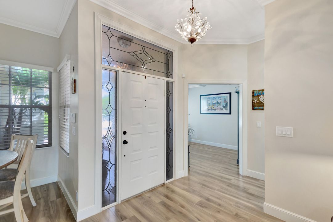 Active With Contract: $660,000 (3 beds, 2 baths, 1709 Square Feet)