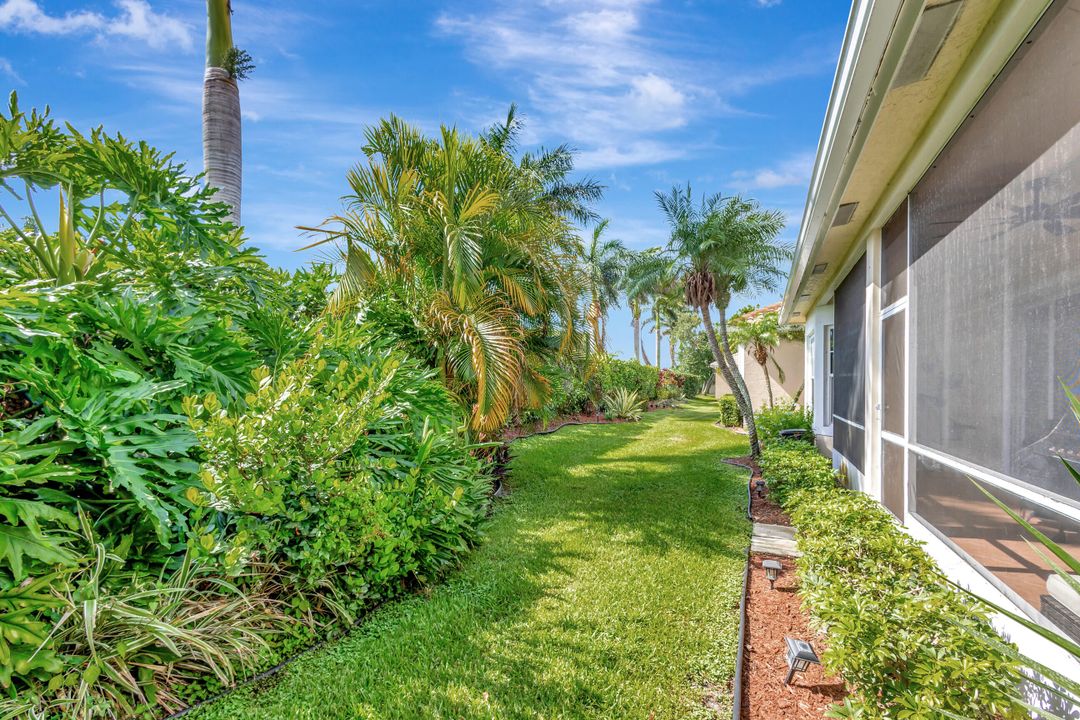 Active With Contract: $660,000 (3 beds, 2 baths, 1709 Square Feet)