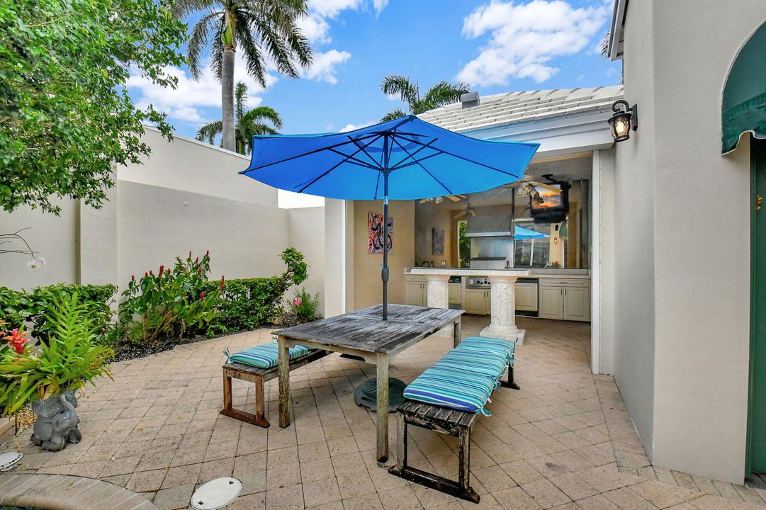 Active With Contract: $759,000 (4 beds, 3 baths, 2423 Square Feet)