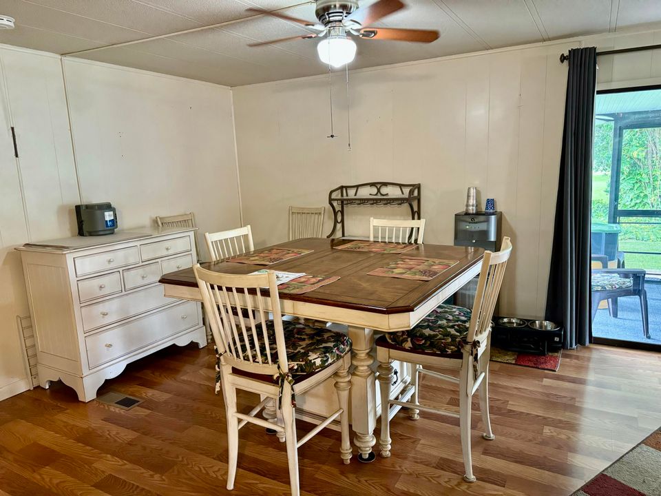 Active With Contract: $199,000 (3 beds, 2 baths, 2142 Square Feet)