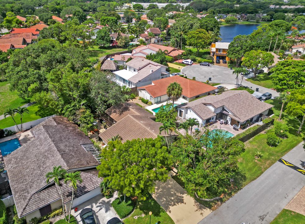 For Sale: $675,000 (3 beds, 2 baths, 1590 Square Feet)