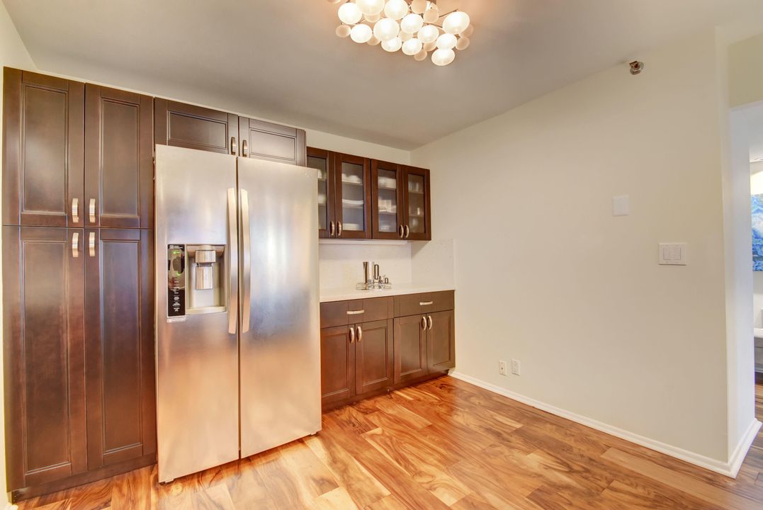 For Rent: $6,000 (2 beds, 2 baths, 1452 Square Feet)