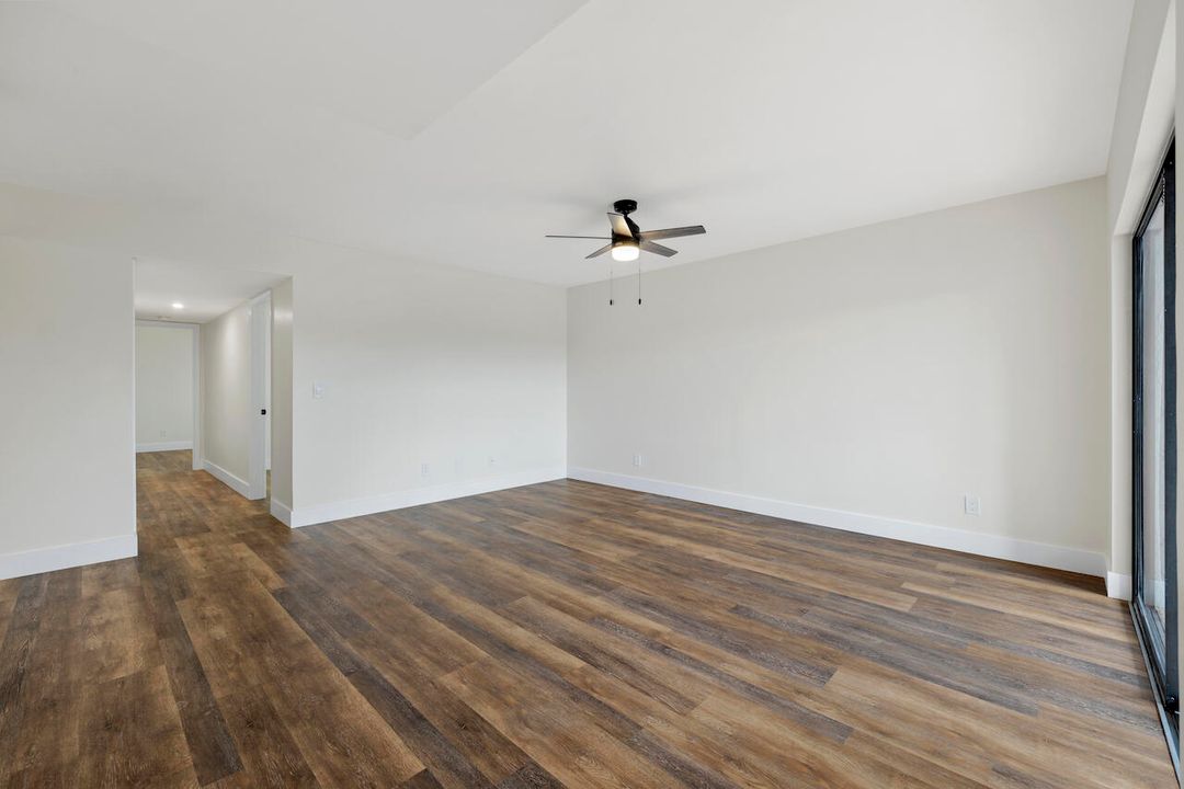 For Sale: $269,000 (3 beds, 2 baths, 1264 Square Feet)