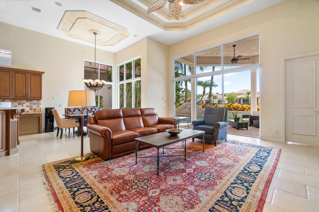 For Sale: $1,725,000 (5 beds, 4 baths, 4448 Square Feet)