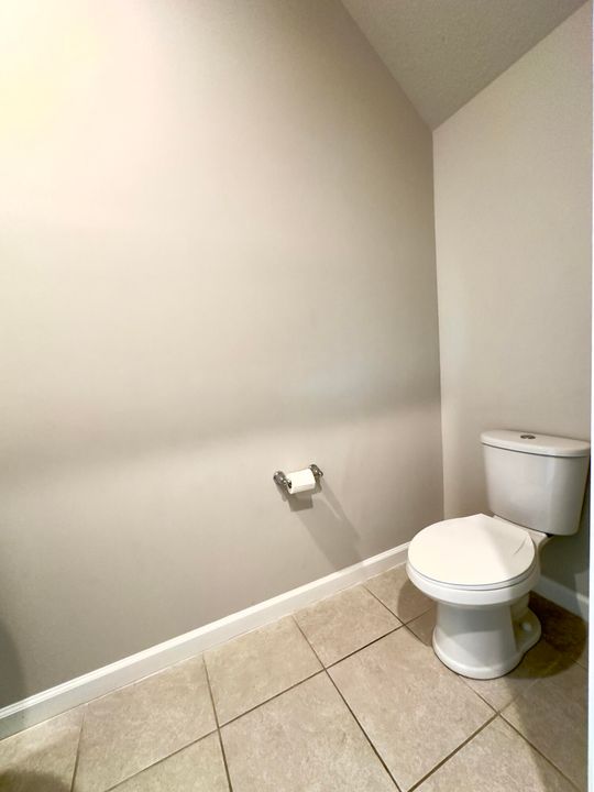 For Rent: $2,600 (3 beds, 2 baths, 1475 Square Feet)