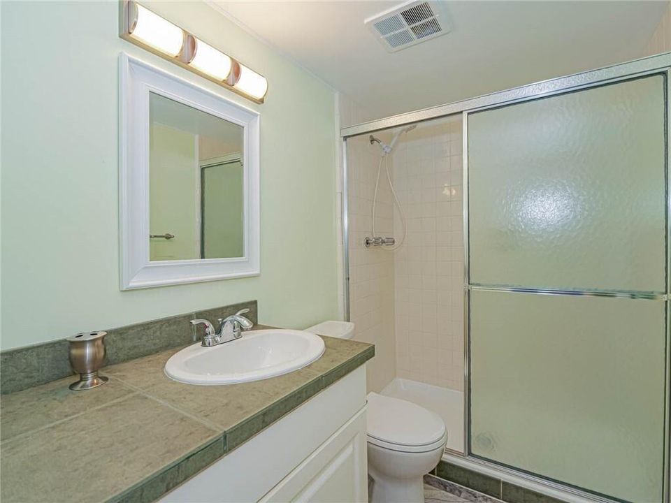 For Sale: $359,000 (2 beds, 2 baths, 1200 Square Feet)