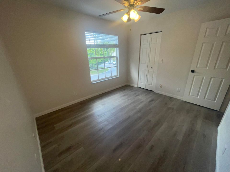 For Rent: $2,200 (2 beds, 2 baths, 1104 Square Feet)