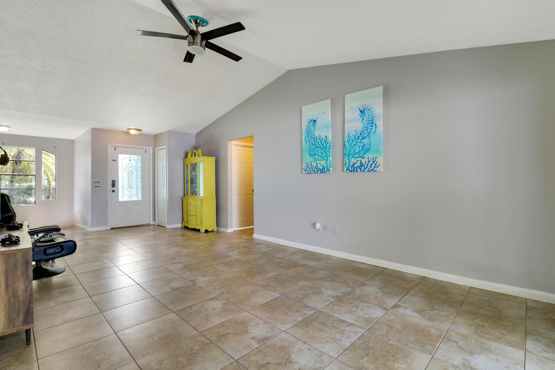 For Sale: $364,000 (3 beds, 2 baths, 1544 Square Feet)