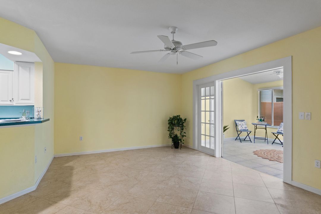 For Sale: $349,900 (2 beds, 2 baths, 1665 Square Feet)